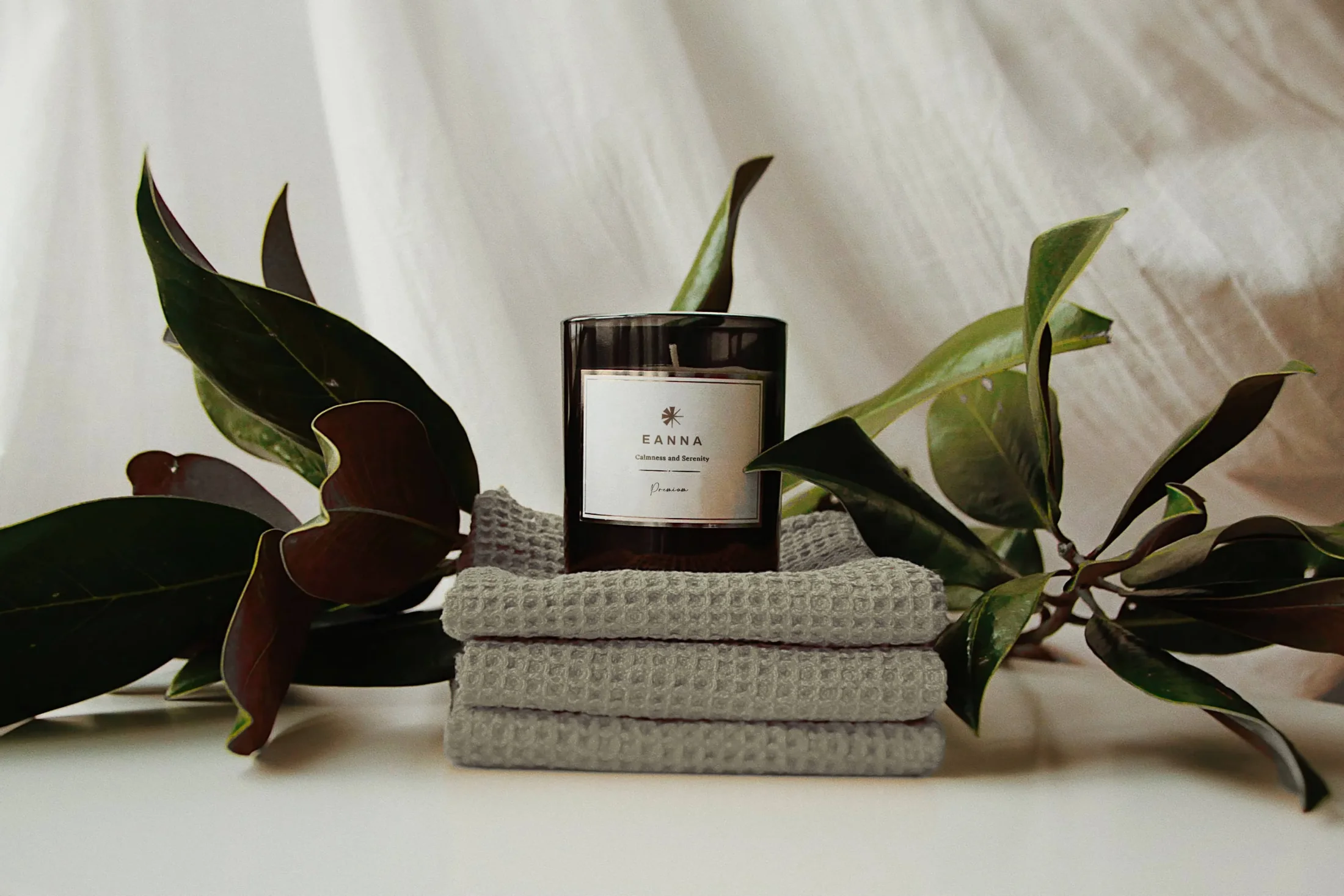 Eanna candle product
